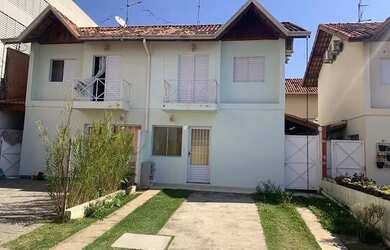 Imagem: A casa em condomínio possui 2 Dormitórios, 2 Banheiros, 2