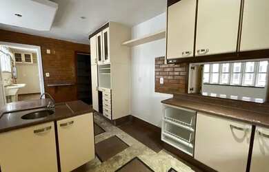 Imagem 8: Casa de Alto Padrão no Condomínio Santa Helena, Barra da Tijuca para...