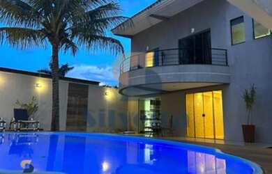 Imagem: A casa em condomínio possui 5 Dormitórios, 5 Banheiros, 5