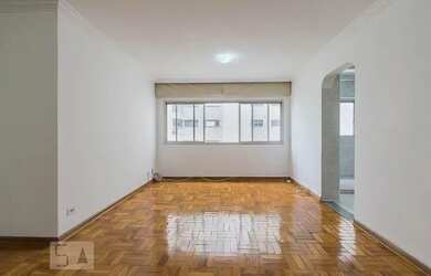 Imagem: O apartamento possui 2 Dormitórios, 2 Banheiros, 2 Vagas na