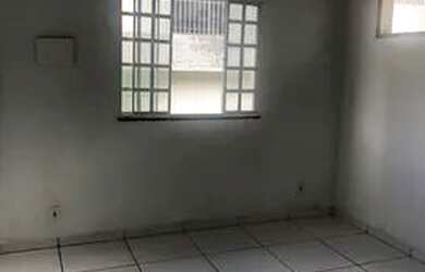 Imagem: A casa possui 1 Dormitório, 1 Banheiro e está localizado