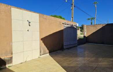 Imagem 2: Casa em condomínio fechado