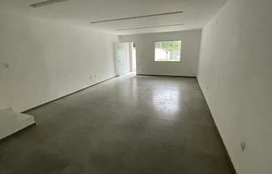 Imagem: A casa em condomínio possui 3 Dormitórios, 4 Banheiros, 3