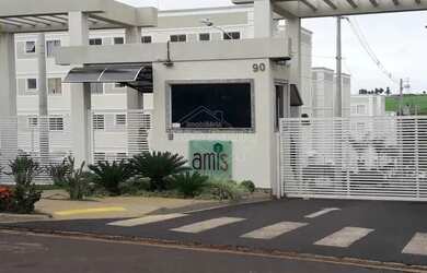 Imagem: O apartamento possui 2 Dormitórios, 1 Banheiro, 2 Vagas na