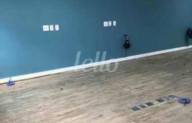 Imagem: O depósito possui 1 Vaga na garagem, 47m² de Área e está