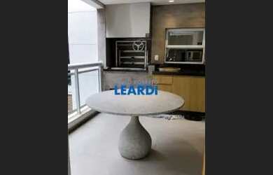 Imagem: O apartamento possui 3 Dormitórios, 2 Banheiros, 3 Vagas na