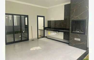 Imagem: A casa possui 3 Dormitórios, 4 Banheiros, 1 Vaga na garagem