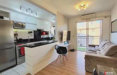 Imagem: O apartamento possui 2 Dormitórios, 1 Banheiro, 1 Vaga na garagem