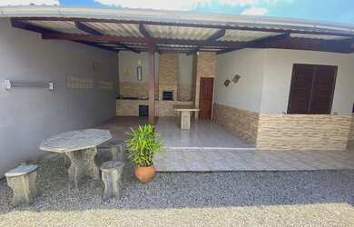 Imagem 3: CASA EM NAVEGANTES. 140m² de Área, 3 Vagas na garageme3 Dormitórios