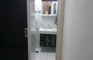 Imagem 8: Barra da Tijuca - Excelente apartamento 02 quartos, dependências revertidas