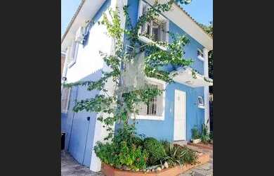 Imagem: A casa em condomínio possui 3 Dormitórios, 2 Banheiros, 2