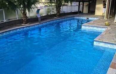 Imagem: A casa possui 4 Dormitórios e 3 Banheiros e está localizado