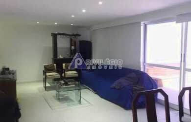 Imagem: O apartamento na cobertura possui 2 Dormitórios, 1 Banheiro