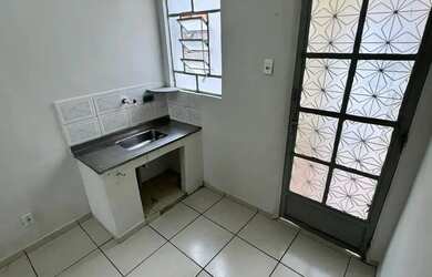 Imagem 2: Quitinete Amplo R$ 450,00