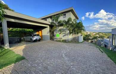 Imagem: A casa em condomínio possui 3 Dormitórios, 5 Banheiros, 4