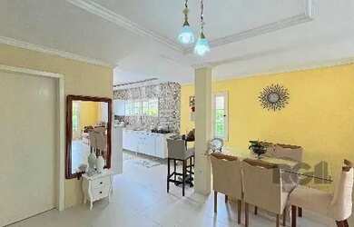 Imagem 8: Casa em Porto Alegre, no bairro Hípica, com 2 dormitório s , e 2 banheiros,...