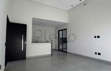 Imagem: A casa possui 2 Dormitórios, 2 Banheiros, 2 Vagas na garagem