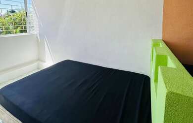 Imagem 12: Studio mobiliado para casal ao lado da caixa