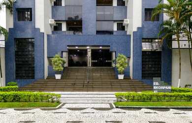 Imagem 2: A uma quadra da praia de Caiobá