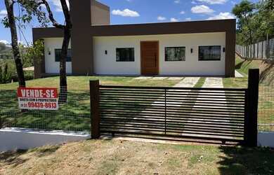 Imagem: A casa em condomínio possui 3 Dormitórios, 4 Banheiros, 5