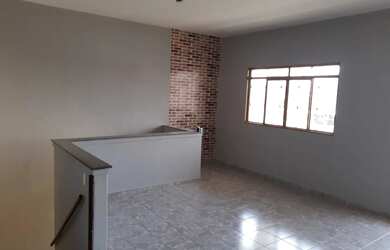 Imagem: A casa possui 5 Dormitórios, 5 Banheiros, 4 Vagas na garagem