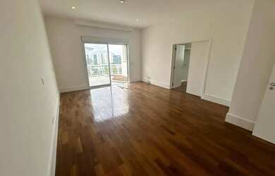 Imagem 10: Casa para alugar em Santana de Parnaíba, Tamboré, com 4 suítes, com