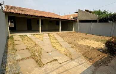 Imagem: O apartamento possui 3 Dormitórios, 2 Banheiros, 5 Vagas na