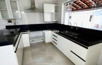 Imagem 3: Casa com 3 dormitórios no bairro Jardim Piratininga I