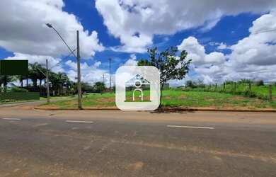 Imagem: O terreno possui 622m² de Área e está localizado em Grand