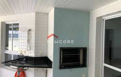 Imagem: O apartamento possui 4 Dormitórios, 3 Banheiros, 2 Vagas na