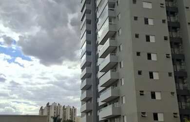 Imagem: O apartamento possui 3 Dormitórios, 2 Banheiros, 1 Vaga na