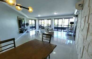 Imagem: O apartamento possui 4 Dormitórios, 4 Banheiros, 270m² de