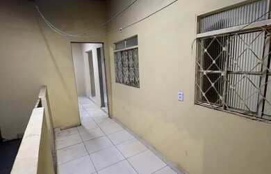 Imagem: A casa possui 1 Dormitório, 1 Banheiro, 50m² de Área e está