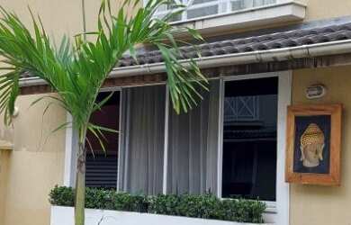 Imagem: A casa em condomínio possui 4 Dormitórios, 3 Banheiros, 1