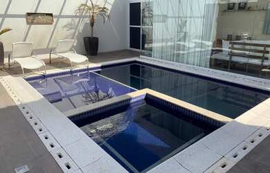 Imagem: A casa em condomínio possui 3 Dormitórios, 4 Banheiros, 4