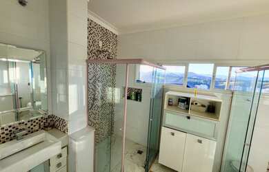 Imagem 15: Casa Alto Padrão. Piscina, Churrasqueira, Imóvel mobiliadoe468m² de...