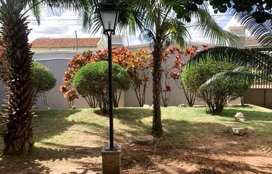 Imagem 3: Casa Alto Paraiso linda. Piscina, Churrasqueira, 400m² de Áreae5 Vagas...