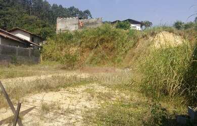 Imagem: O terreno possui 823m² de Área e está localizado em Velha