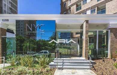 Imagem: O apartamento possui 3 Dormitórios, 1 Banheiro, 1 Vaga na garagem