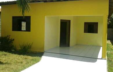 Imagem: A casa possui 2 Dormitórios, 1 Banheiro, 3 Vagas na garagem