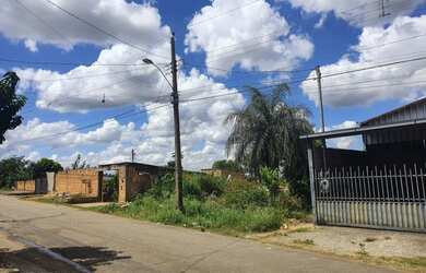 Imagem 2: Lote em Bicas 360 m2 com asfalto, escritura e registro