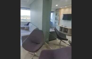 Imagem: O apartamento possui 4 Dormitórios, 3 Banheiros, 2 Vagas na