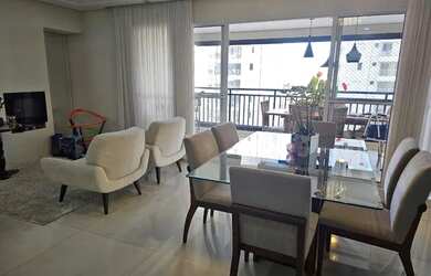 Imagem: O apartamento possui 3 Dormitórios, 5 Banheiros, 3 Vagas na