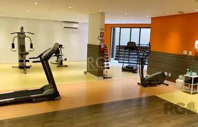 Imagem 3: Apartamento 1 dormitório, 1 banheiro, 2 vagas de garagem no Bairro Independência em Porto