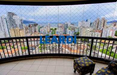 Imagem: O apartamento possui 4 Dormitórios, 5 Banheiros, 3 Vagas na