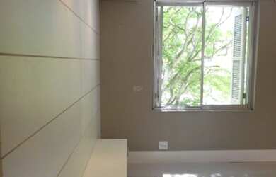 Imagem: O apartamento à venda possui 3 Dormitórios, 2 Banheiros e