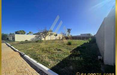 Imagem: O terreno possui 720m² de Área e está localizado em Setor