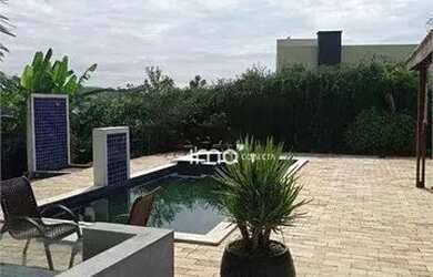 Imagem: A casa em condomínio possui 3 Dormitórios, 3 Banheiros, 3