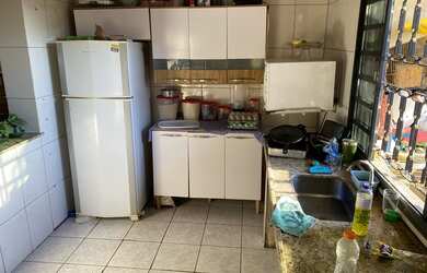 Imagem 6: Casa a Venda - Paulo VI. Varanda, 1 Banheiroe2 Dormitórios