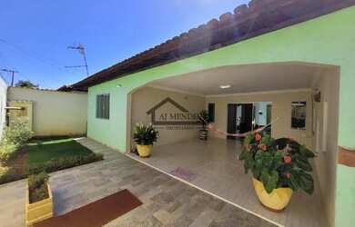 Imagem: A casa em condomínio possui 4 Dormitórios, 2 Banheiros, 2